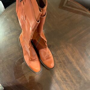 DKNY-Women’s Knee High/Riding Leather Boots -(8.5 M)